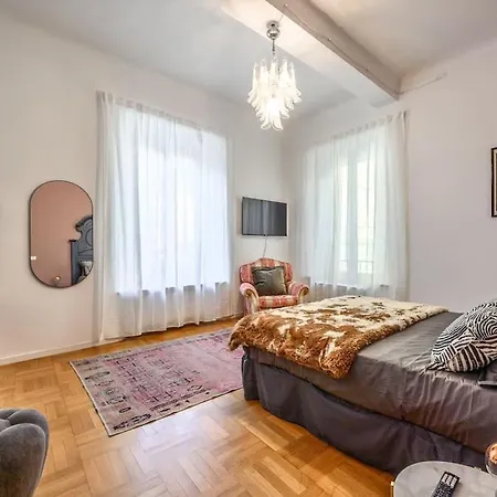 Art&design Boutique Near Ghirlandina Διαμέρισμα Μόντενα